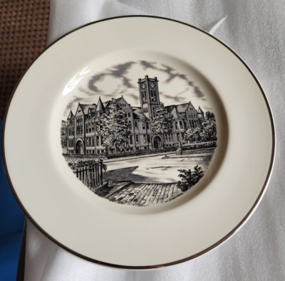 1969 East Liverpool Ohio Pottery Festive Collector's Plate 10'' H. Hacker