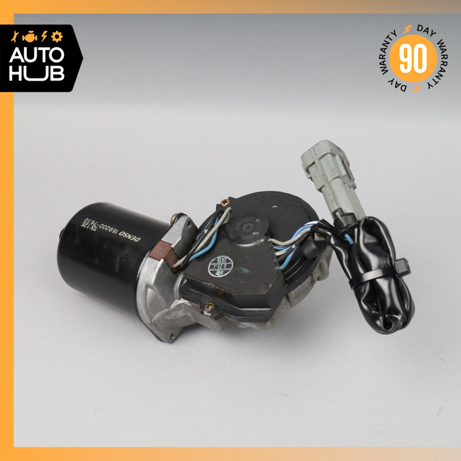 03-19 Maserati Quattroporte M139 Windshield Wiper Motor 68468000 OEM