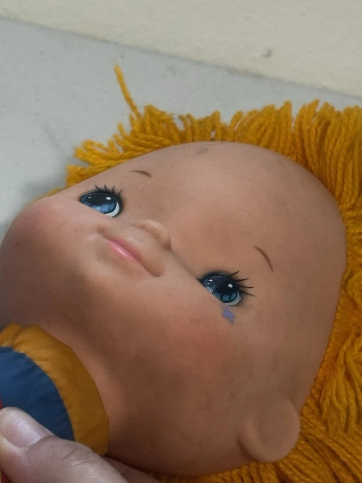 Vintage 1983 Rainbow Brite 18" Plush Stuffed Toy Hallmark with Outfit - Image 3 of 4