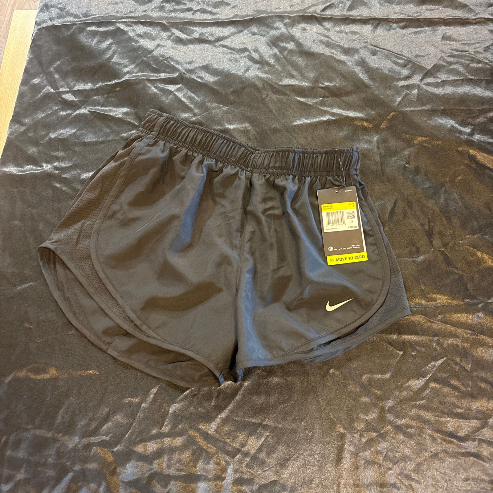 Nike Women's Tempo Running Shorts - Black, Size Small (NWT)