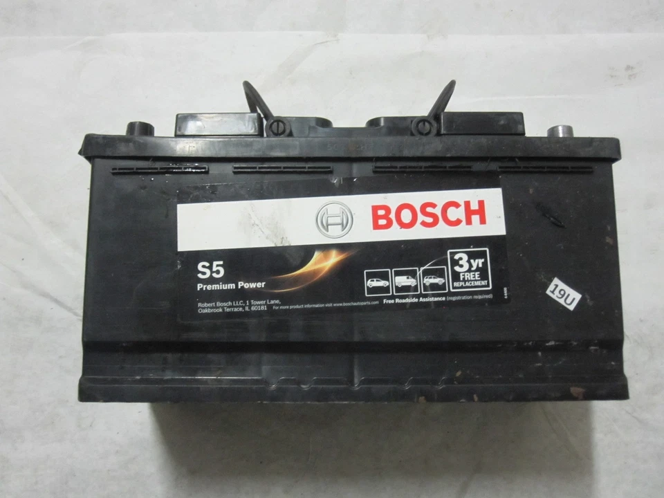 Vehicle Battery-Maintenance Free - Auto/light Truck/Van Battery Bosch S5533B - Image 4 of 4