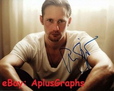 ALEXANDER SKARSGARD... Handsome Hunk - SIGNED