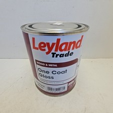 Leyland Trade One Coat Gloss Brilliant White Paint 750ml Interior Exterior ref63