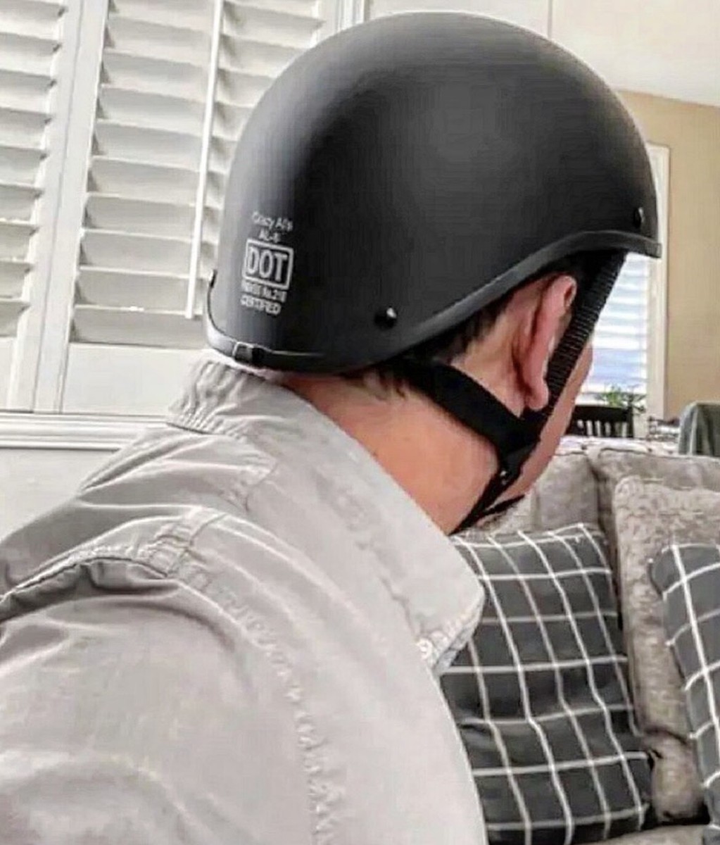 shoei bmw s1000rr helmet A closer look at the custom BMW S1000RR helmet made on a Shoei X-Spirit.,  #alfonsorubin #S1000RR #CustomHelmet #helmetpaint #helmetdesigner  #processvideo #bmws1000rr #HelmetArt #BMWLife #MotoLovers
