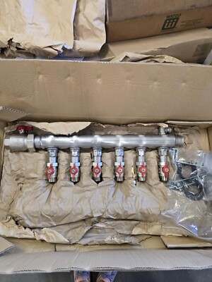 Uponor 1 1/2 in with Flow Meter & Ball Valve, 6 loops Commercial Stainless-steel