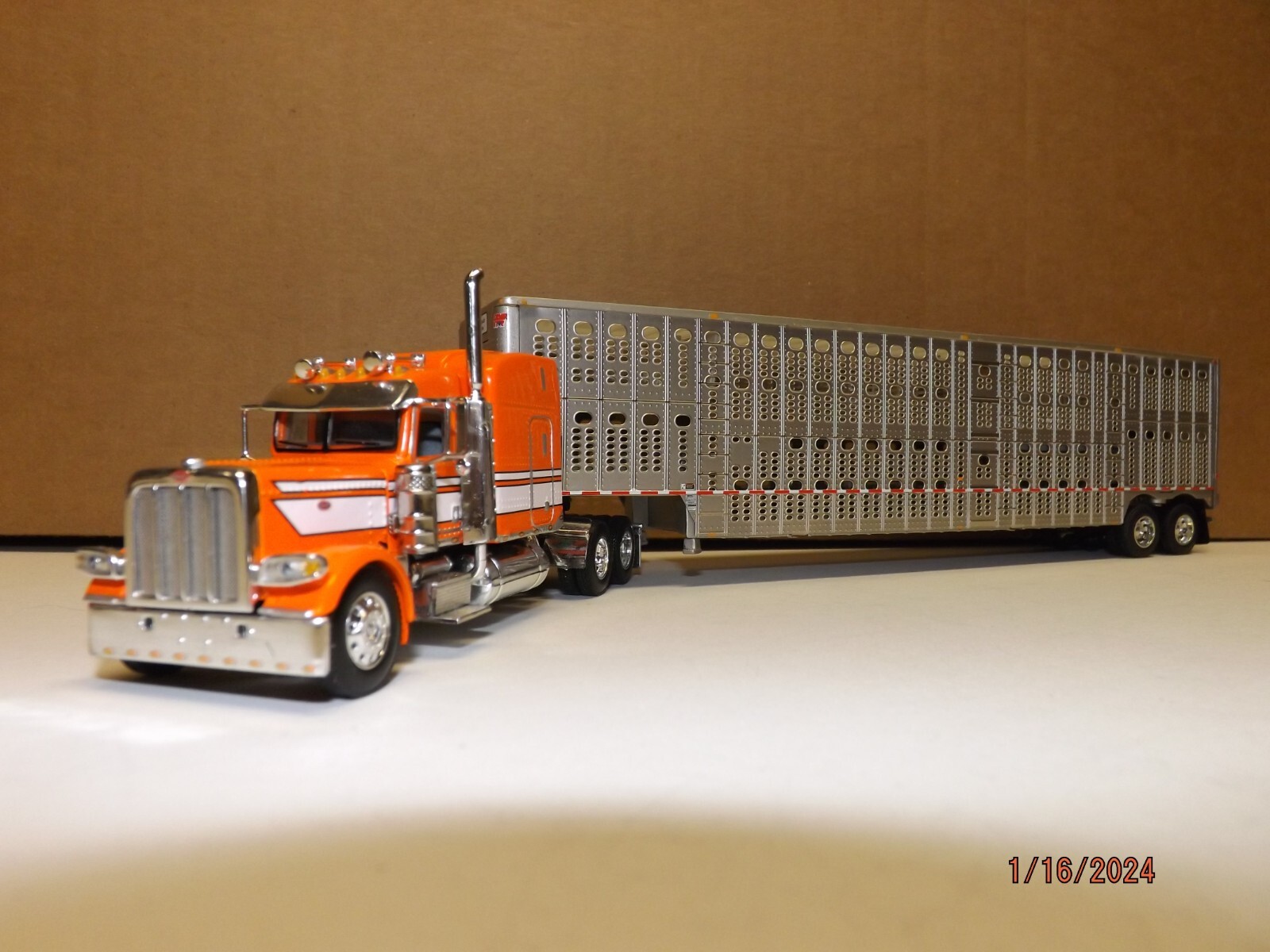DCP 1/64 PETERBILT "D & L" CATTLE HAULER eBay