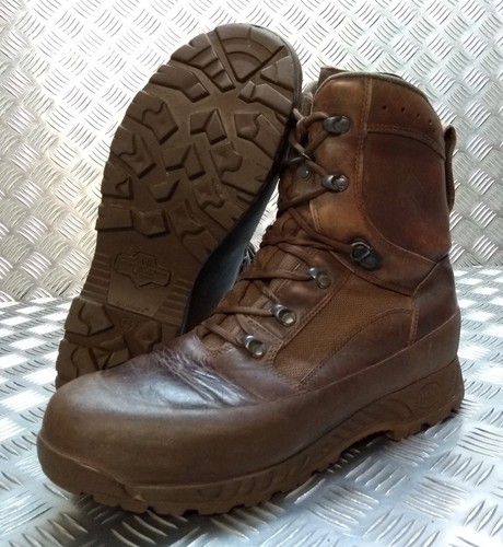 Bottes De Combat AKU Pilgrim Gore-Tex, Armée Britannique, Marron, Taille 8M - Neuves