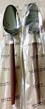 Ekco Eterna CANOE MUFFIN Set of 2 Lg Soup Spoons Unused Korea Stainless Flatware