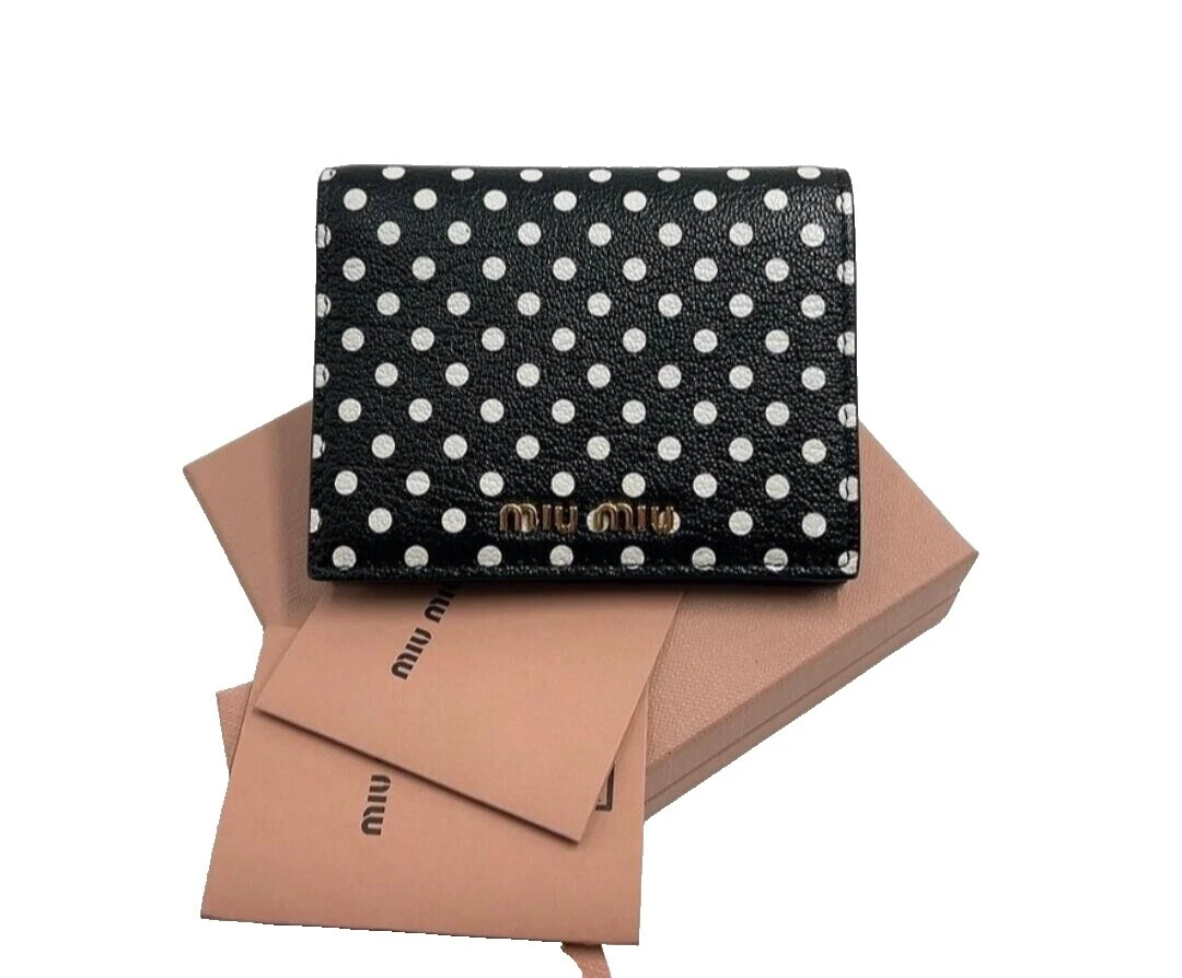 Billeteras blancas Miu Miu para mujer