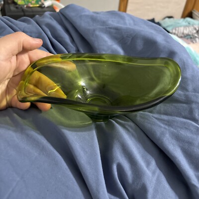 Vintage Viking Green MCM Art Glass Bowl Dish Leaf 8.5 