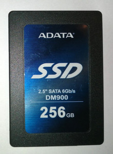 ADATA DM900 256GB 2,5 Zoll SATA III Interne SSD