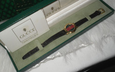 Vintage Gucci 90’s Gold Plated Leather Women’s Wrist Watch  pre-owned
