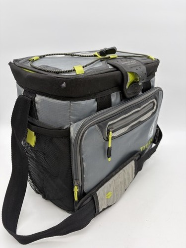 Titan Deep Freeze Cooler Bag Zipperless ColdLock Arctic Zone Used Good M2