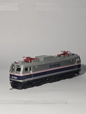 HO Scale DCC Atlas Amtrak AEM-7 Unlettered 