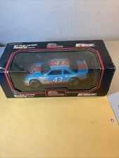 Richard Petty 43 STP Nascar 1:24 1991 Racing Champions Stock Car Replica