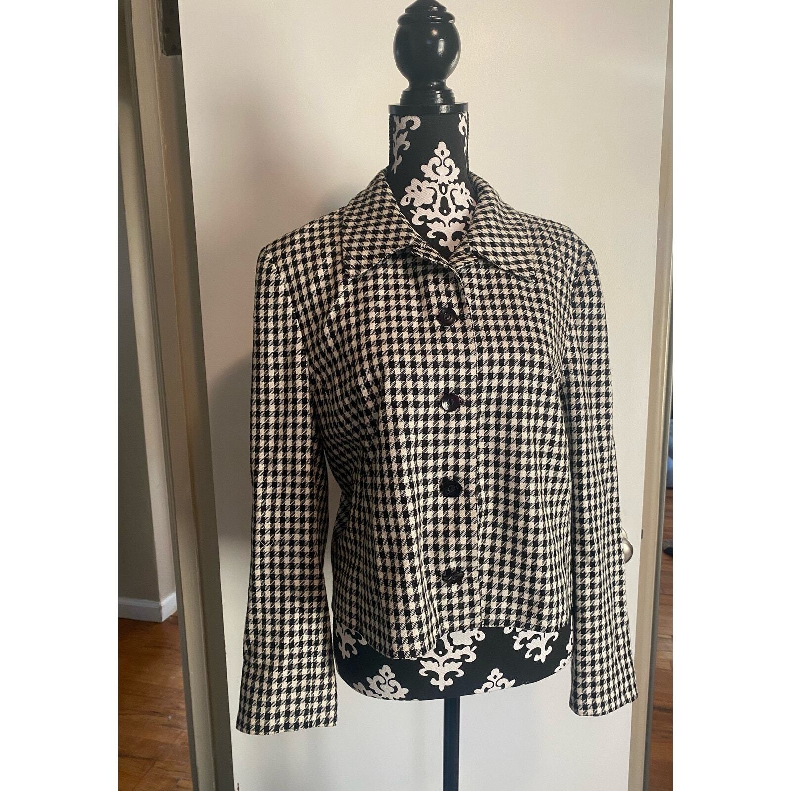 Pendleton Black/White Houndstooth Wool-Blend Butt… - image 1