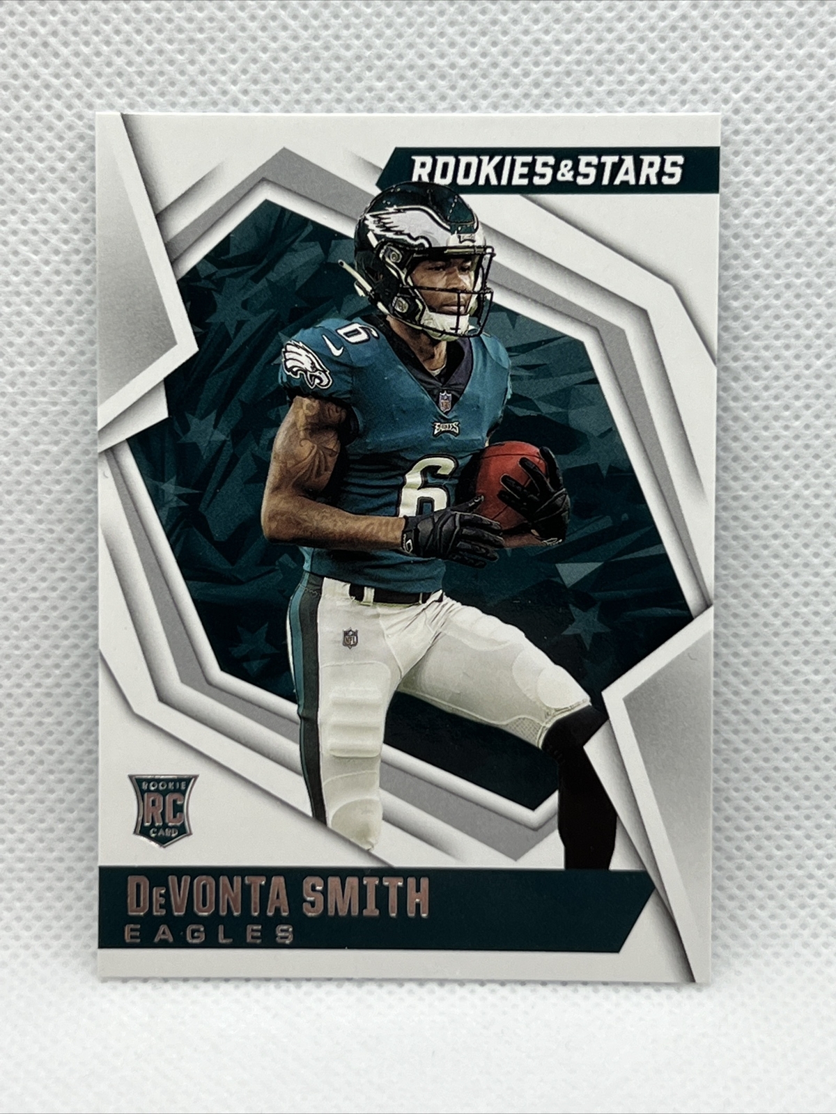 2021 Panini Rookies & Stars DeVonta Smith 105 ROOKIE Base Eagles