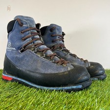 Scarpa Mountaineering Boots Size 8.5 Men's Blue Black Suede Freney Comfort