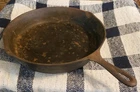 Vintage Lodge Cast Iron Skillet Marked 10 With 3 Notch Heat Ring 12 Inch