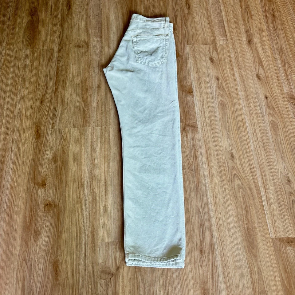 VTG Levi’s 505 Regular Fit 30x32 Rare Tan Color, Black Batwing Care Tag 2004 Y2K - Image 3 of 4