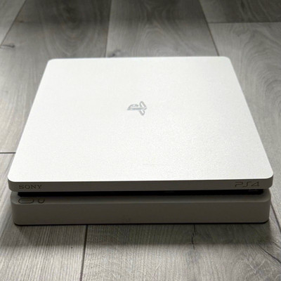 PS4 Slim 500GB - Weiß - System 12.02 (Jailbreak fähig)
