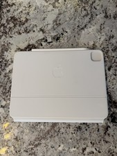 Apple Magic Keyboard White Magnetic Keyboard Folio Case for iPad