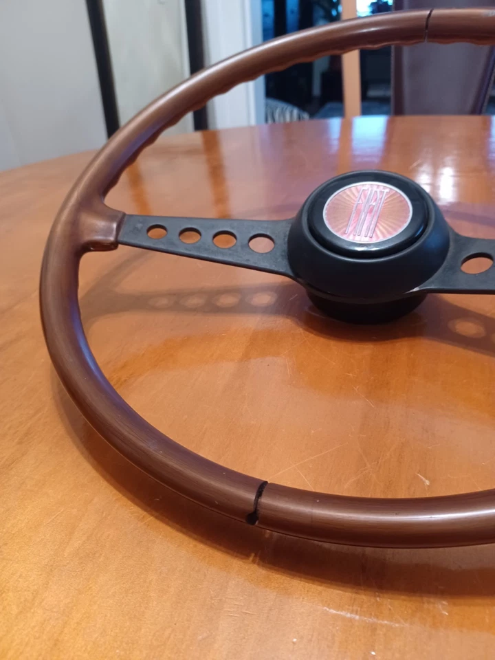 Volante original Fiat Spider con conjunto de botón de bocina Foto 2 de 4