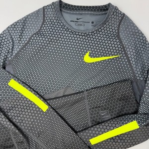 nike pro hyperwarm fitted men's long sleeve top