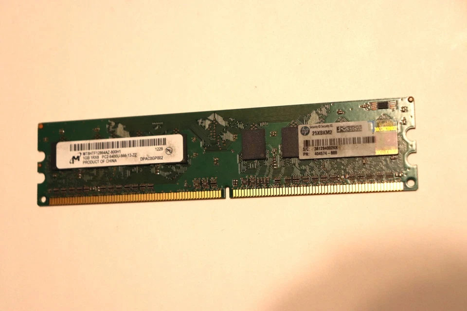 Genuine HP 1GB 404574-888 PC2-6400 800mhz 1Rx8 DDR2 Non ECC Computer Memory RAM - Image 2 of 4