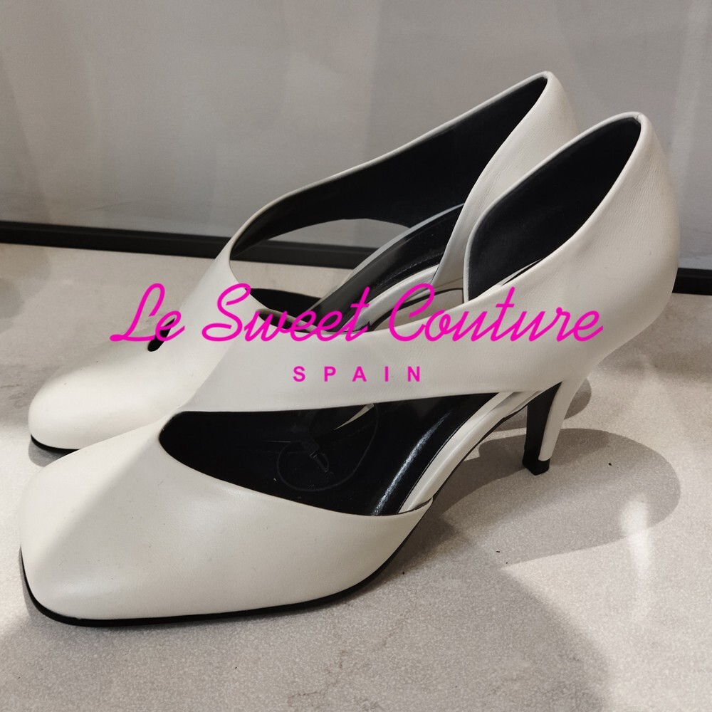 ZARA WOMAN NWT SS25 OFF WHITE ASYMMETRIC LEATHER HEELS ALL