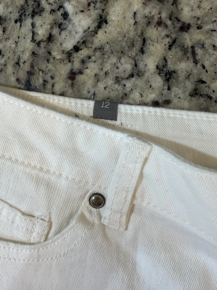 Pantalones cortos de jean para mujer LC Lauren Conrad crema talla 12 Foto 3 de 4