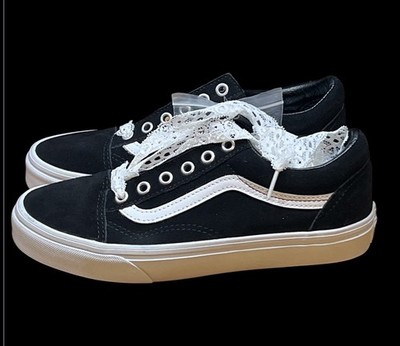 Size 7.5 - Vans Old Skool Pop Lace - Black Women VN000E8WCJK