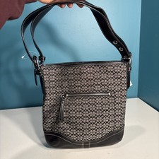 COACH SIGNATURE CROSSBODY SHOULDER BAG BLACK LEATHER TRIM SILVER ZIPPED F01584