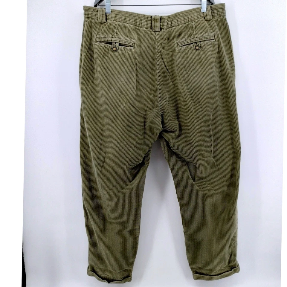 Pantalones con puños plisados de pana calce cómodo verde oliva talla 42 BAXTER BRAND para hombre Foto 2 de 4