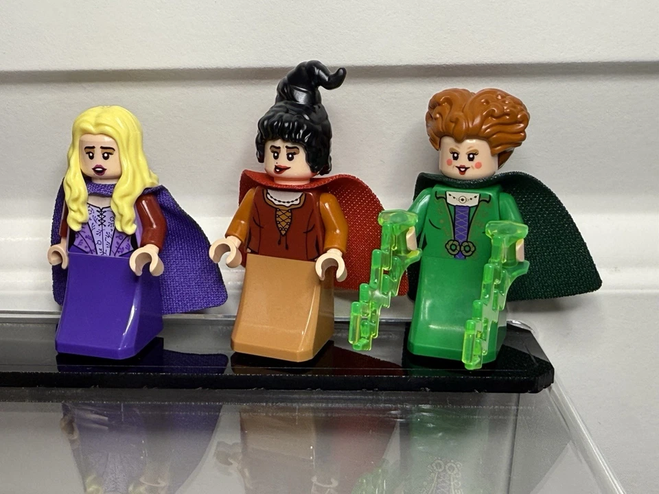 LEGO Disney Hocus Pocus Sanderson Sisters' Cottage - ***MINIFIGS ONLY 🎃🎃🎃 - Image 3 of 4