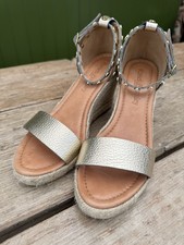 Russell & Bromley Gold Leather Coin Spin Stud Wedges Espadrilles Sandals 6/39