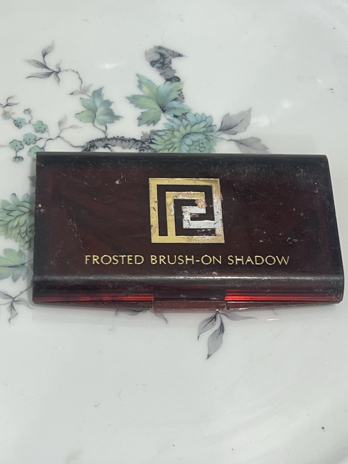 VINTAGE COLLECTIBLE REVLON BRUSH ON EYE SHADOW COMPACT FROSTY BROWN UNDER BASE