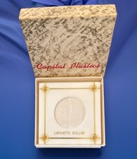 NIB Vintage Capital Holder Lafayette Dollar FAST SHIPPING