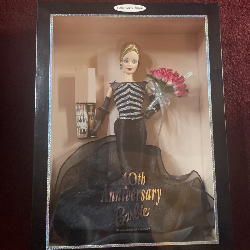 1999 - 40th Anniversary Barbie - Collectors’ Edition - NRFB