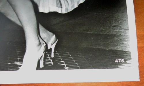 Papel Kodak Fotográfico Vintage Marilyn Monroe Classic Beauty 475 Blanco y Negro 8x10" - Imagen 3 de 6