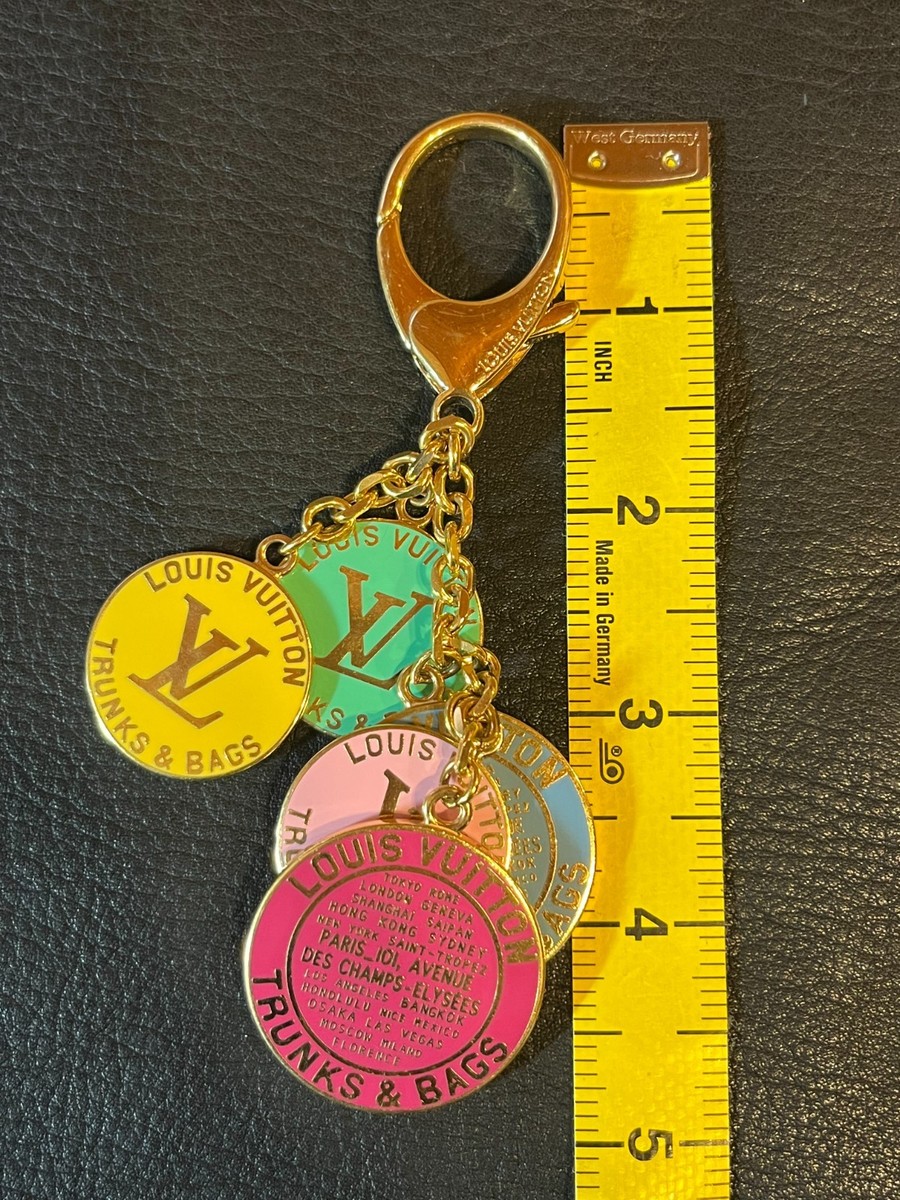 LOUIS VUITTON Bag charm AUTH TRUNKS &BAGS COIN RARE Lv Medal Swing