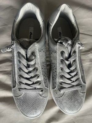 Bata Silver Floral Sneakers with Side Zipper Women's Size 35 Lace Glitter