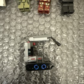 LEGO Marvel 76007 Minifigures Set Of 5 -IronMan Mandarin Pepper Potts Extremis