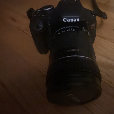 Canon EOS Rebel T6 18MP DSLR 18-55mm f/3.5-5.6 3x Zoom Black