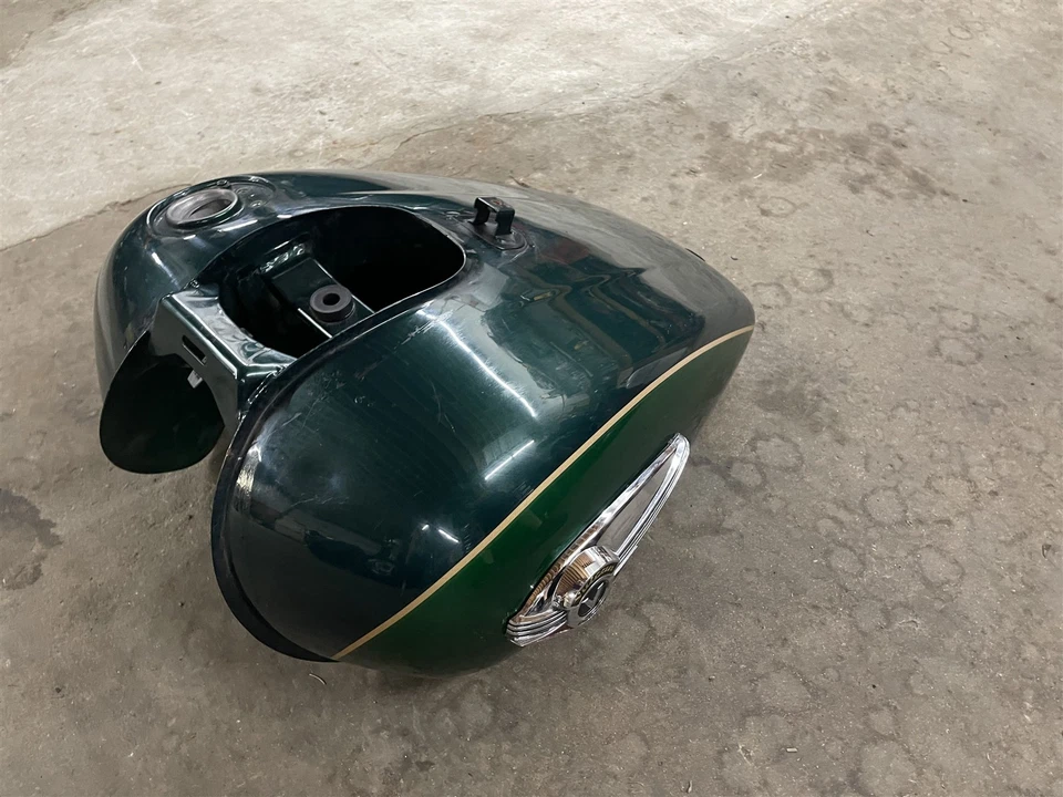 Kawasaki Vulcan Nomad 1500 VN1500 98 99 00 01 02 03-08 OEM tanque de gasolina verde Foto 3 de 4