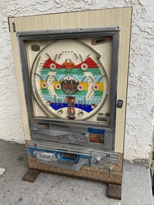 Antique early 70’s Maruhon Pachinko Deluxe Machine Made in Japan arcade pinball