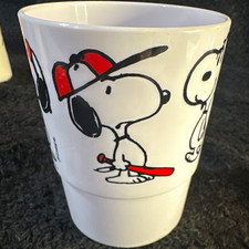 Vintage Snoopy Peanuts Plastic Cup Tumbler 1965 UFS Made in USA Schulz