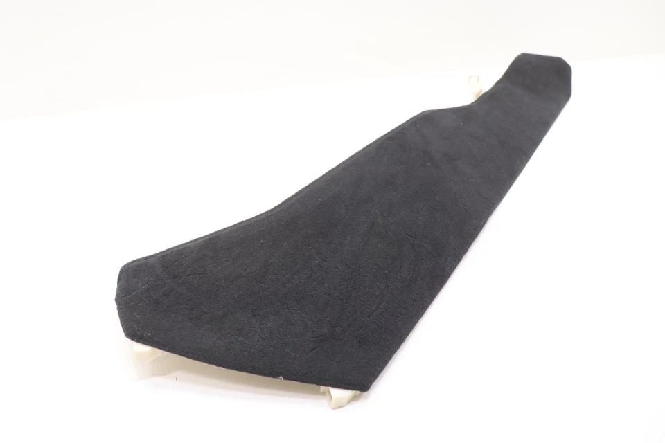 2020 - 2025 LAND ROVER DISCOVERY SPORT RIGHT SIDE LOWER PANEL TRIM COVER OEM - Image 4 of 4