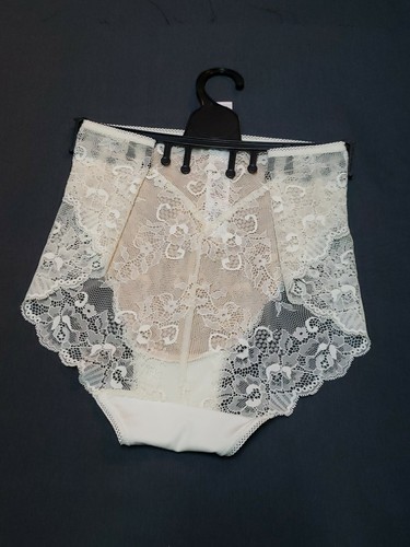 M&S Woman Lacy High Leg Knickers Color Lt Cream Size UK 14 C024 - Picture 3 of 5