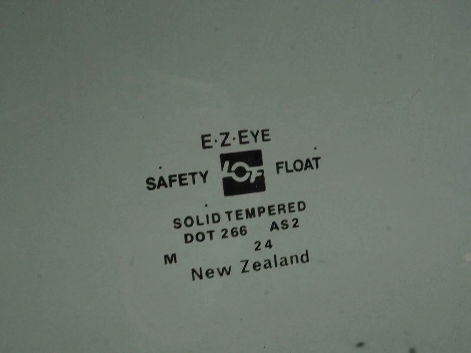 1982 - 1992 Chevrolet Blazer S10 Gmc Jimmy S15 Window Glass Door Front Right - Image 4 of 4